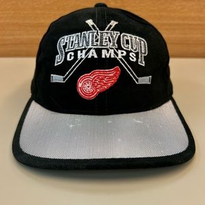 Vintage starter nhl hockey Detroit red wings Stanley cup champion 1998 hat cap